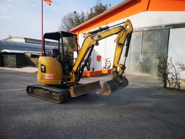2018 Caterpillar 303 ecr escavatore
