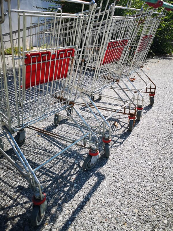 3 carrelli - immagine 2