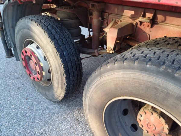 1990 Iveco 175-24 camion scarrabile con gru e cipolle - immagine 15