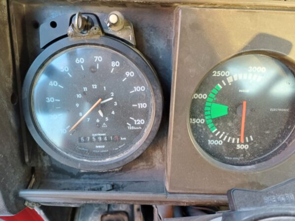 1990 Iveco 175-24 camion scarrabile con gru e cipolle - immagine 24