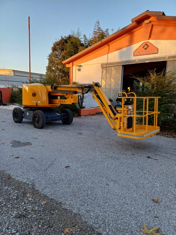 2008 Haulotte HA 16 PE piattaforma articolata diesel-elettrica - immagine 2