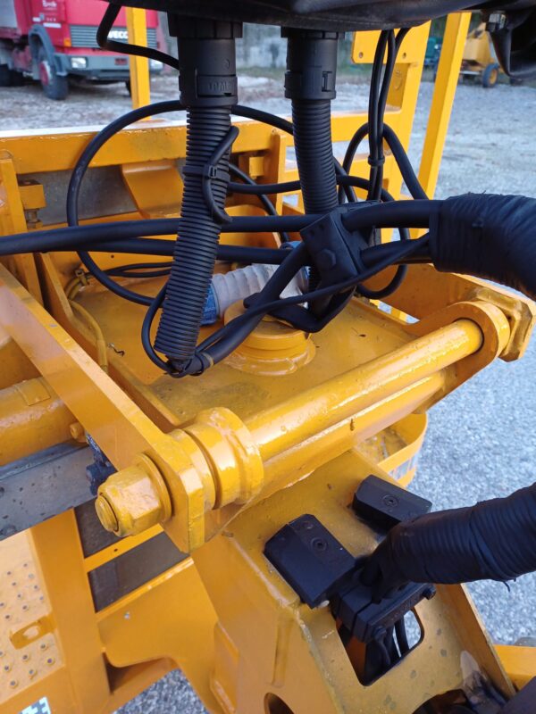 2008 Haulotte HA 16 PE piattaforma articolata diesel-elettrica - immagine 15