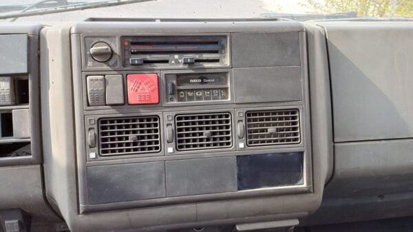 1991 iveco eurocargo 75e12 autocarro cassone fisso - immagine 8